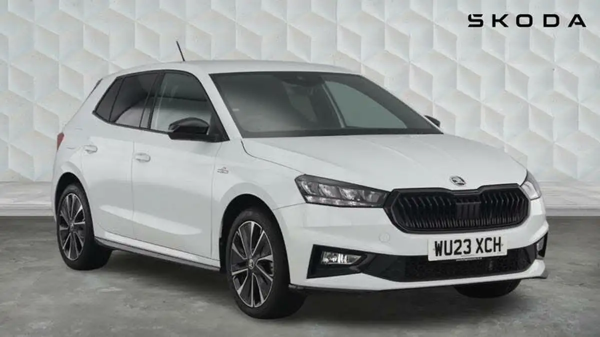 2023-skoda-fabia-15-tsi-monte-carlo-big-0