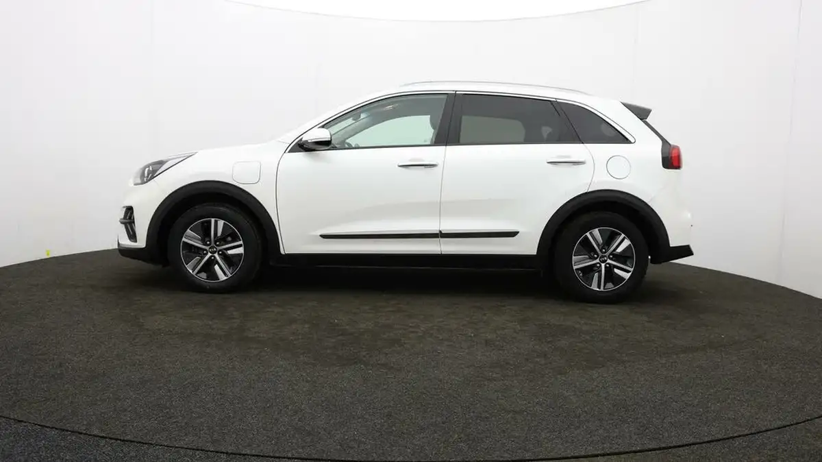 2021-kia-niro-16-gdi-phev-2-big-3