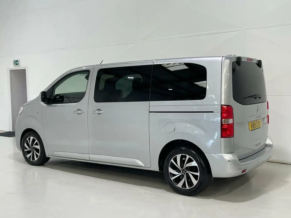 2019-citroen-spacetourer-20bluehdi-flair-m-150ps-big-23