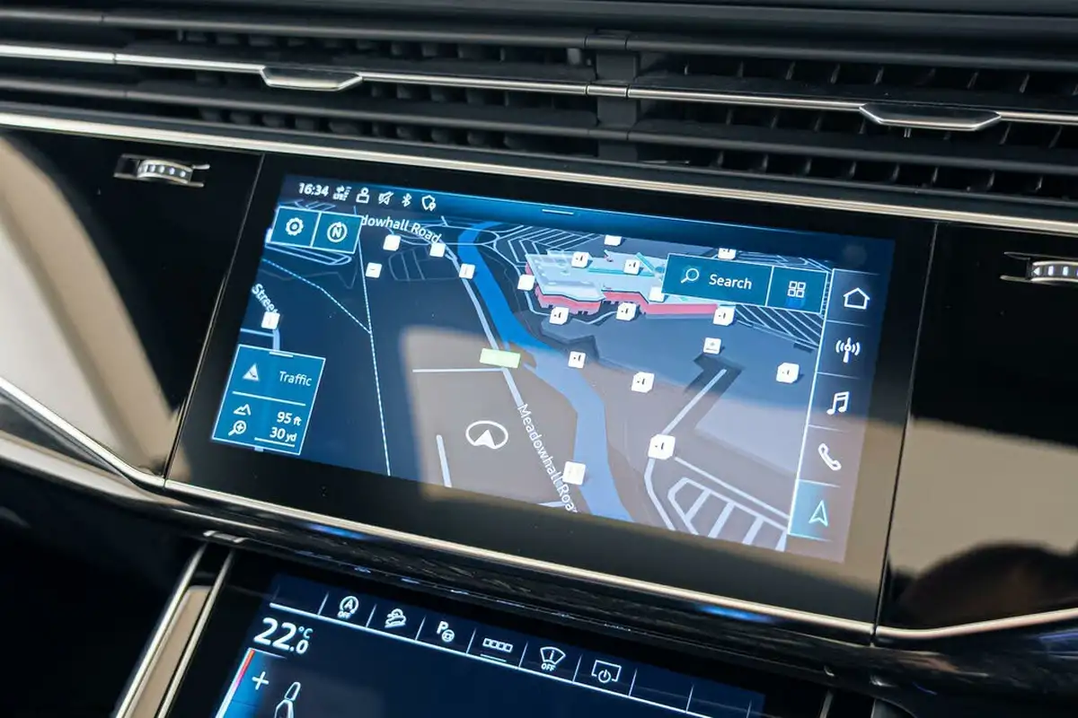 2021-audi-rs-q8-40-tfsi-vorsprung-big-47
