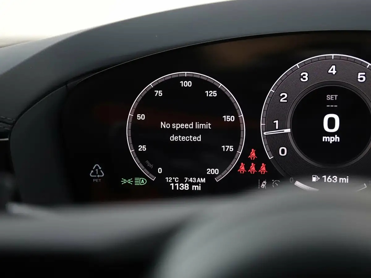 2024-porsche-panamera-30-4-353ps-hatchback-big-27