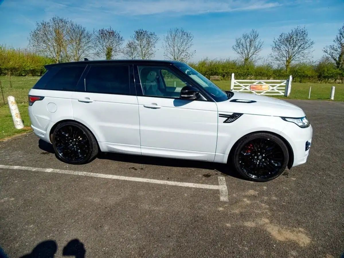 2016-land-rover-range-rover-sport-50-autobiography-dynamic-big-22