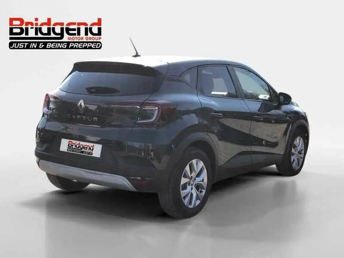 2022-renault-captur-10-tce-iconic-edition-big-1