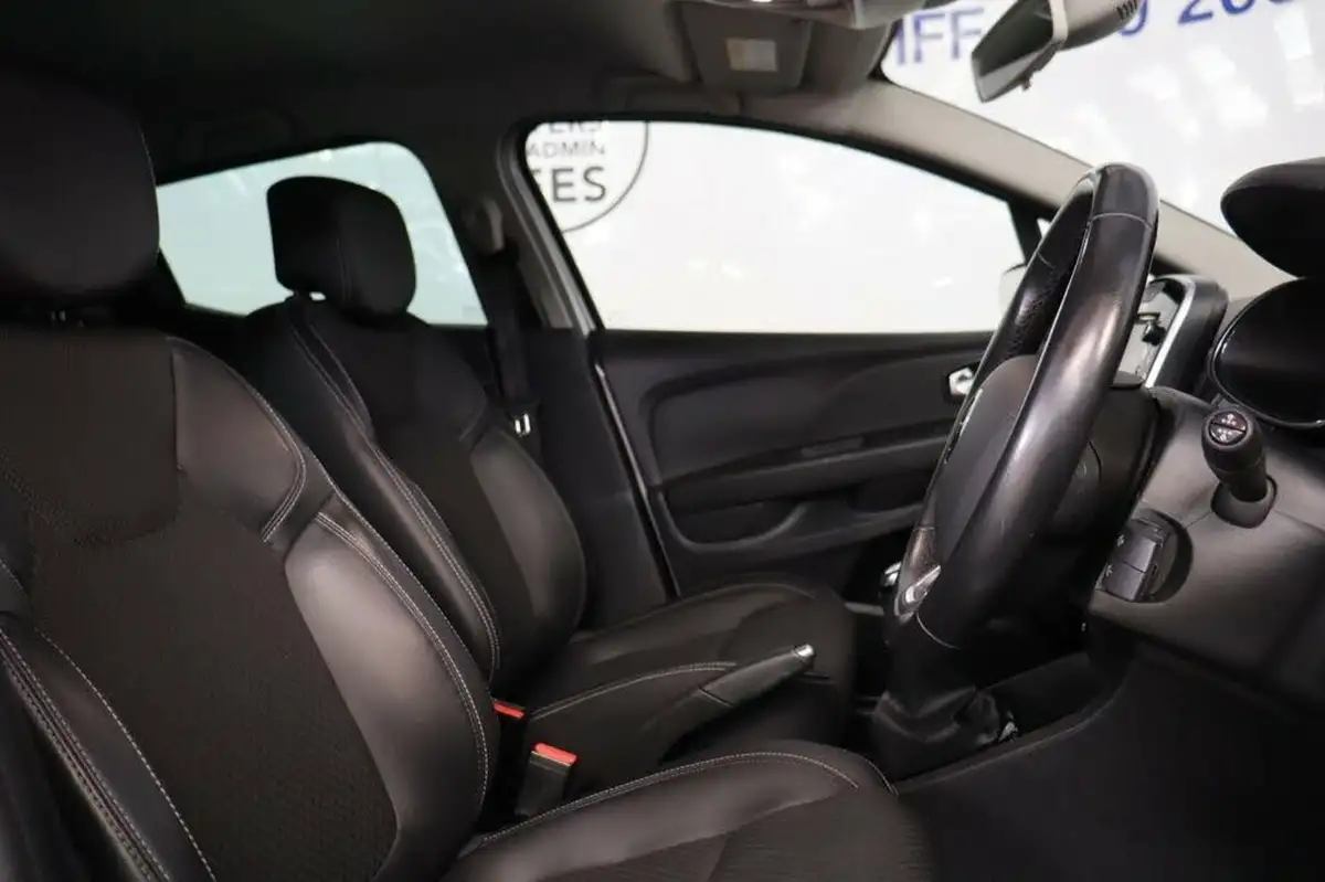 2019-renault-clio-09-tce-gt-line-big-20