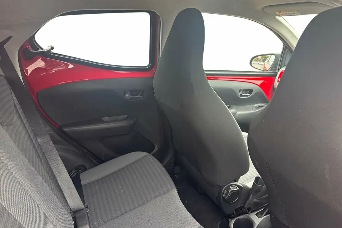 2020-toyota-aygo-10-vvt-i-x-trend-x-shift-big-7