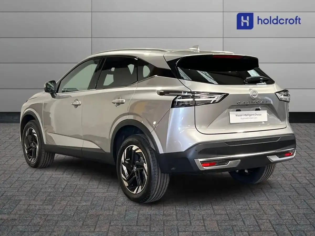 2024-nissan-qashqai-13-dig-t-n-connecta-140ps-mild-hybrid-big-3