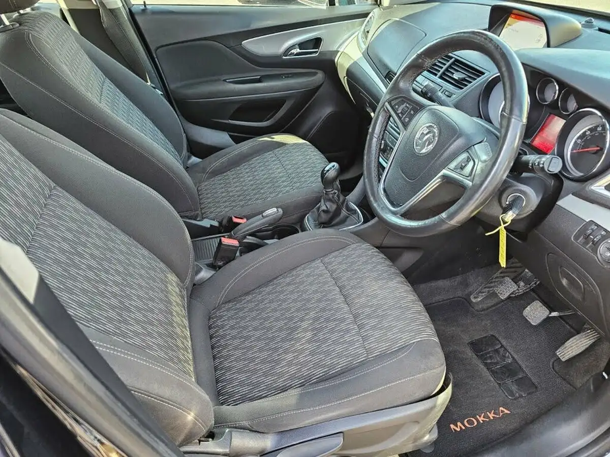 2015-vauxhall-mokka-16-tech-line-16v-vvt-big-9