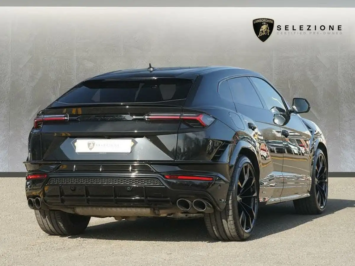 2023-lamborghini-urus-40-no-trim-big-1