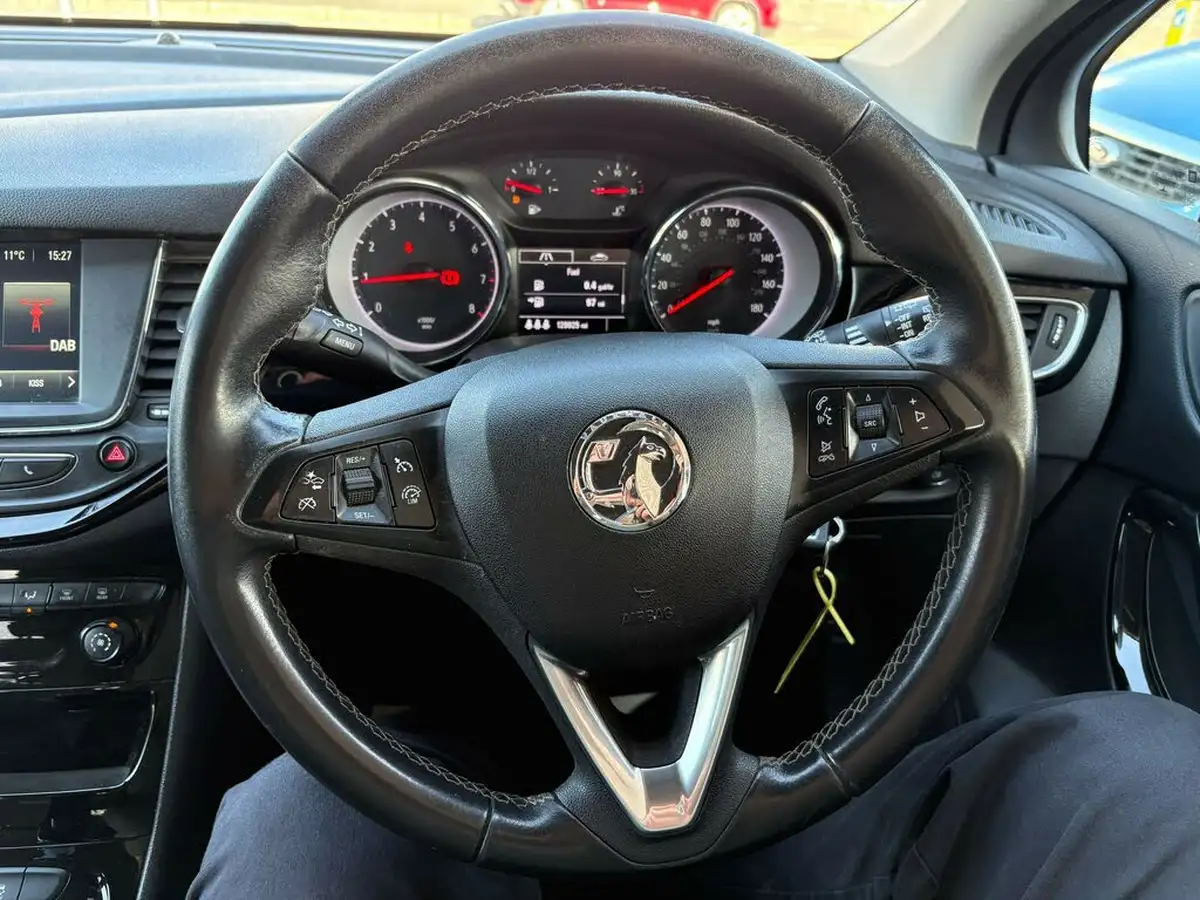 2018-vauxhall-astra-14i-16v-turbo-sri-150ps-hatchback-big-17
