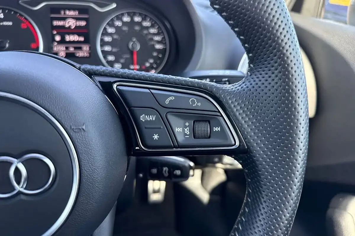 2019-audi-a3-16-30-tdi-s-line-sportback-5d-big-39