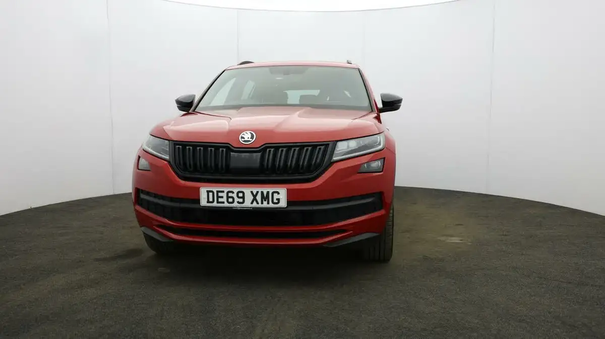 2019-skoda-kodiaq-20tdi-sportline-190ps-seats-scr-dsg-big-32