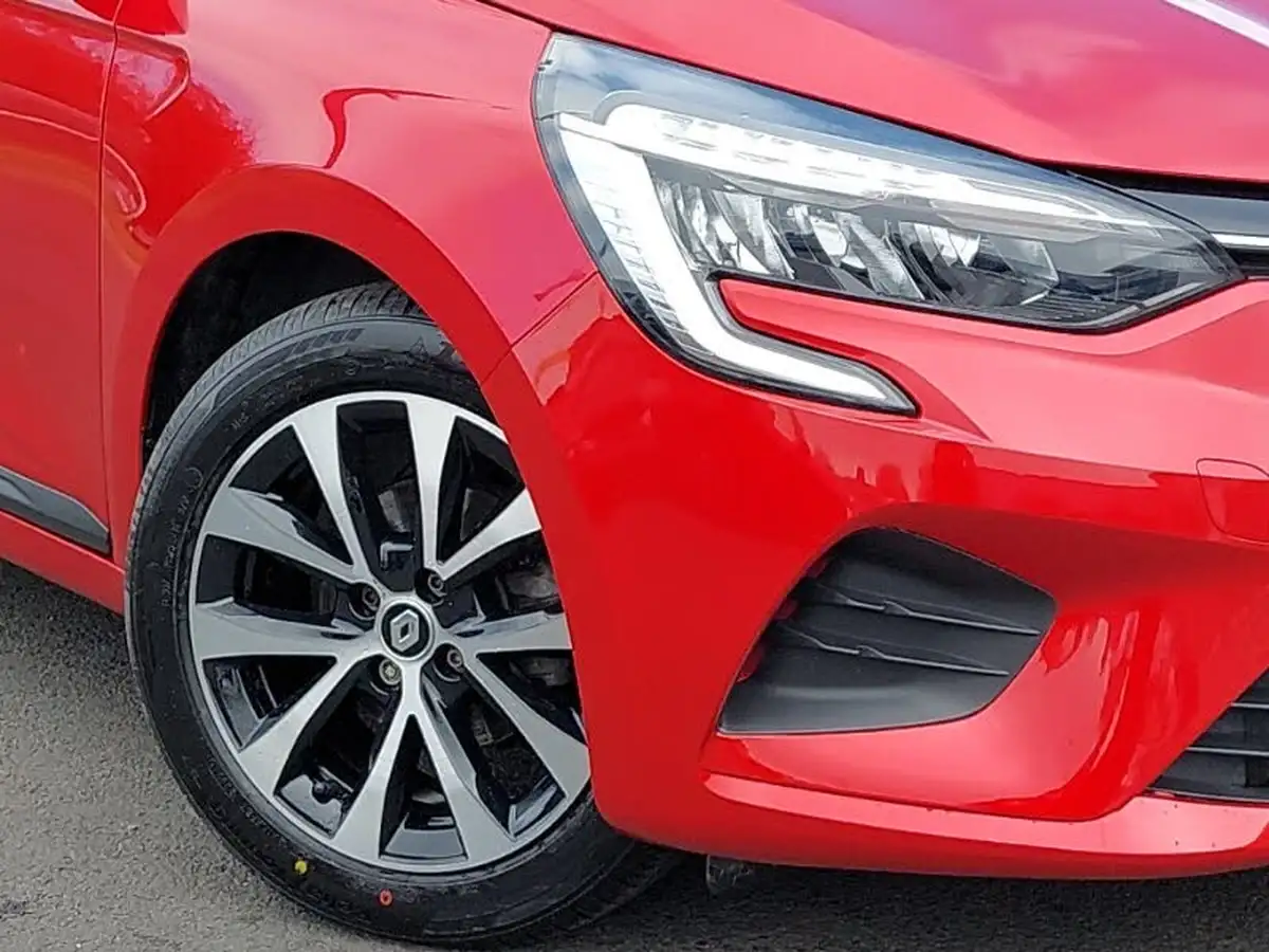 2021-renault-clio-10-tce-iconic-edition-big-8