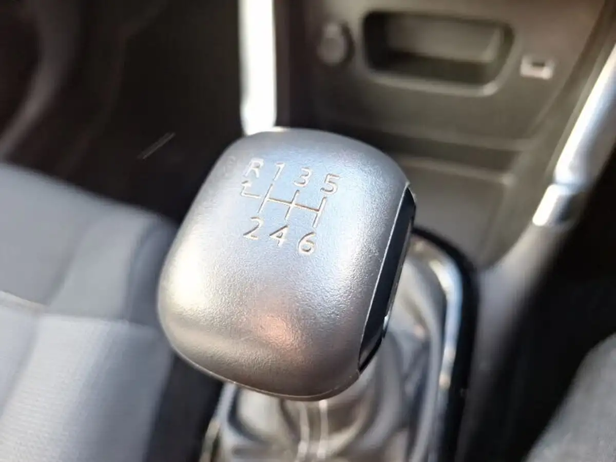 2022-citroen-c3-aircross-12-puretech-shine-110ps-big-18