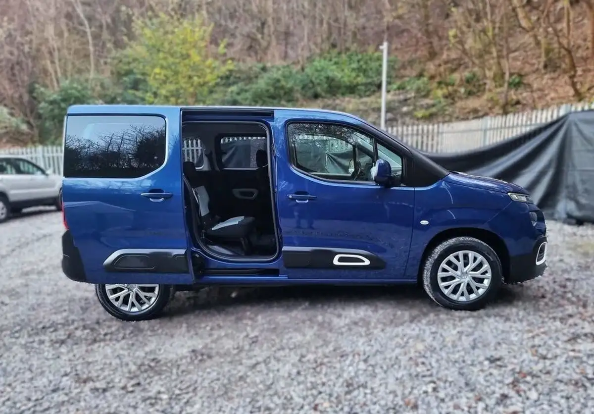 2019-citroen-berlingo-15bluehdi-feel-m-size-130ps-eat8-big-8