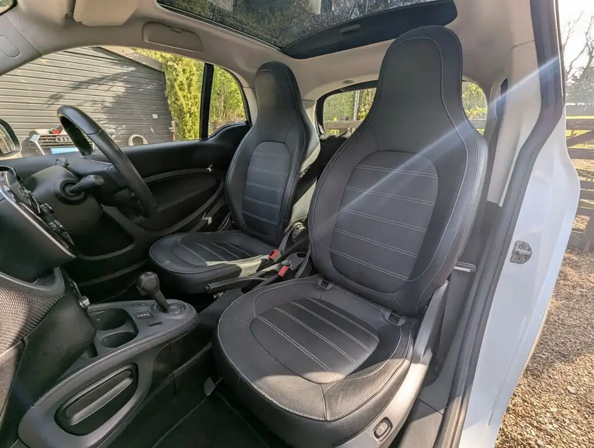 2019-smart-fortwo-10-prime-coupe-twinamic-big-14