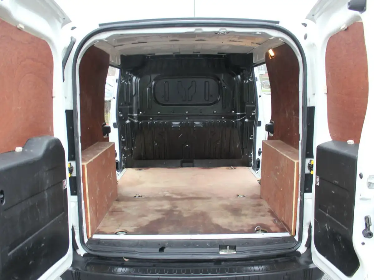 2021-fiat-doblo-cargo-16td-l2h1-maxi-sx-120bhpeu6dt-big-10