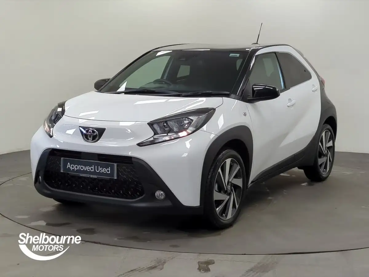 2024-toyota-aygo-x-10-vvt-i-edge-big-10