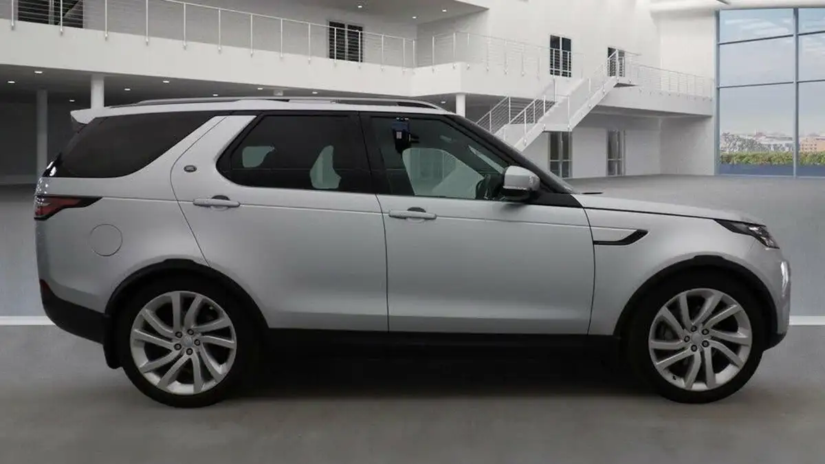 2018-land-rover-discovery-30-sd-v6-hse-luxury-big-4