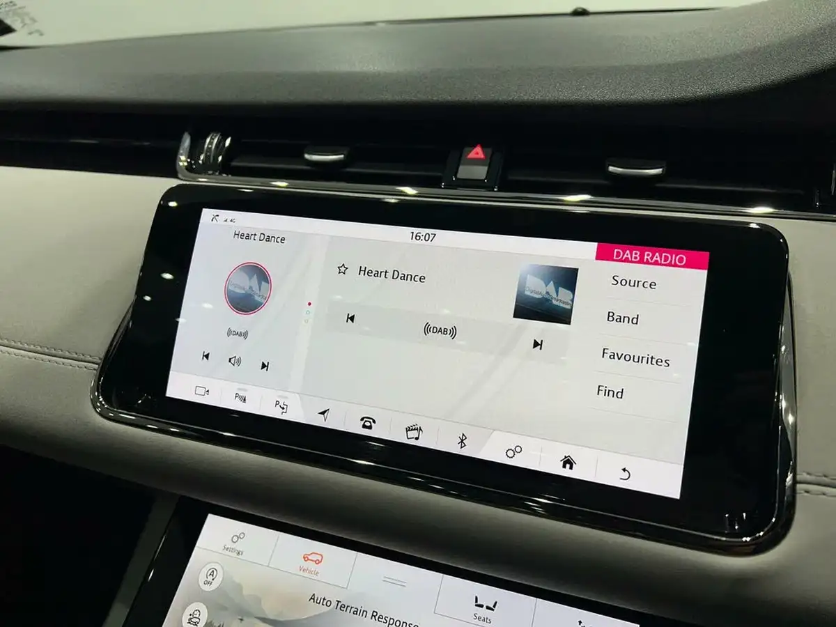 2019-land-rover-range-rover-evoque-20-d180-first-edition-big-37