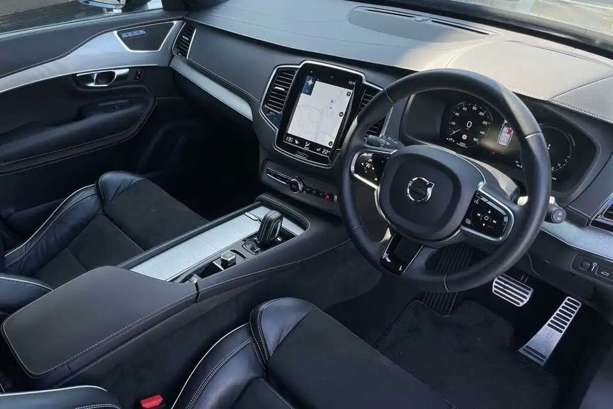 2022-volvo-xc90-20-t8-r-design-455bhp-big-4