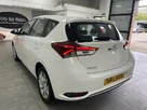 2017-toyota-auris-16d-icon-tss-hatchback-small-5