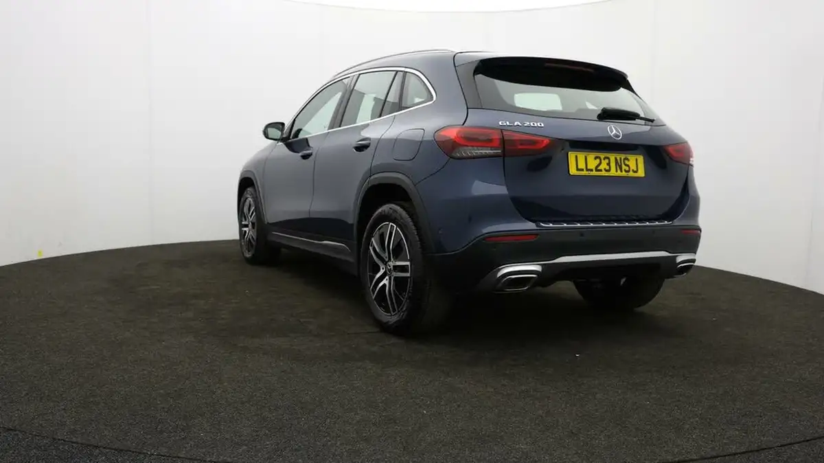 2023-mercedes-benz-gla-class-13-gla-200-sport-executive-station-wagon-big-73