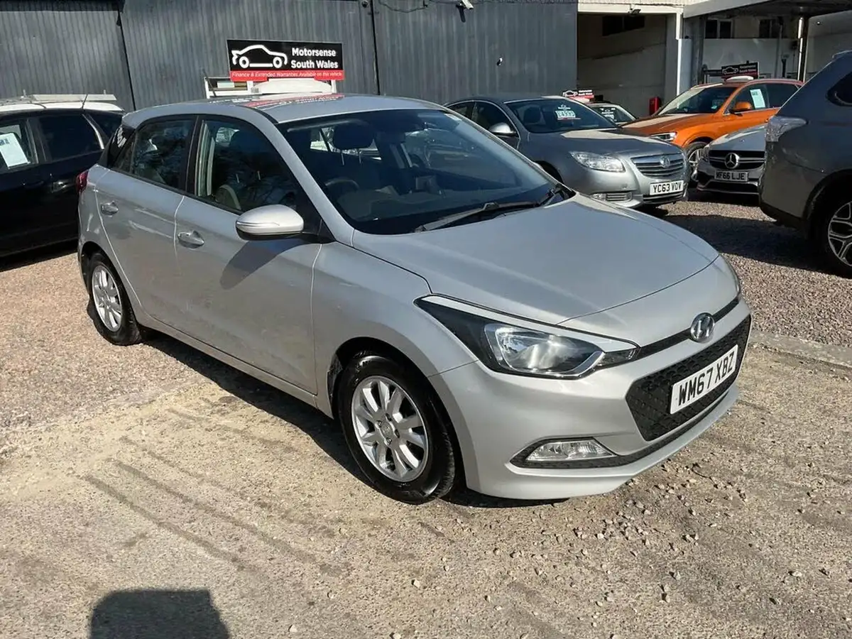 2018-hyundai-i20-12-se-hatchback-5d-big-51
