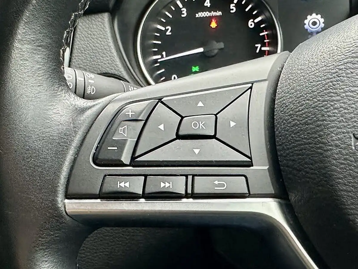 2020-nissan-qashqai-13-dig-t-n-motion-140ps-big-30