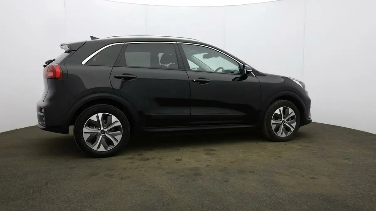 2022-kia-e-niro-ev-2-64-big-47