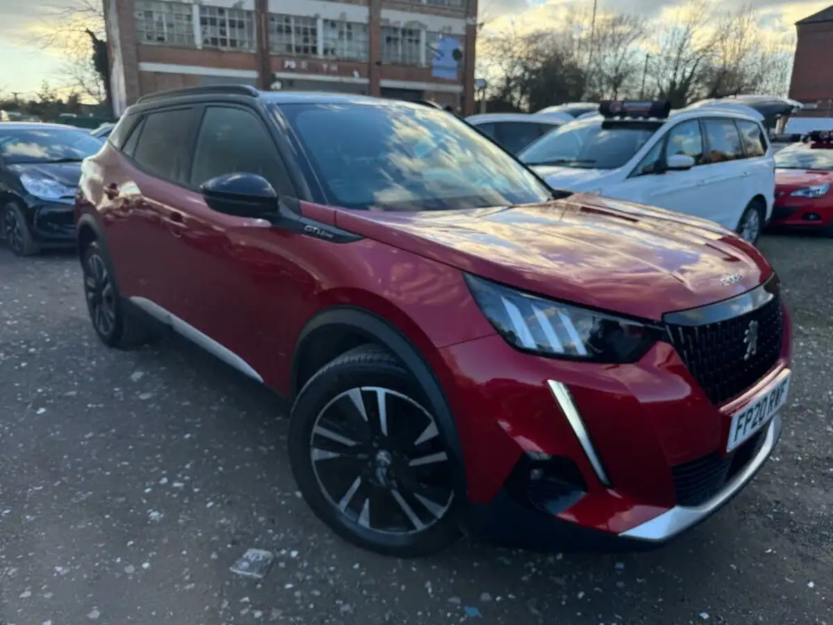 2020-peugeot-2008-suv-12-puretech-gt-line-big-0