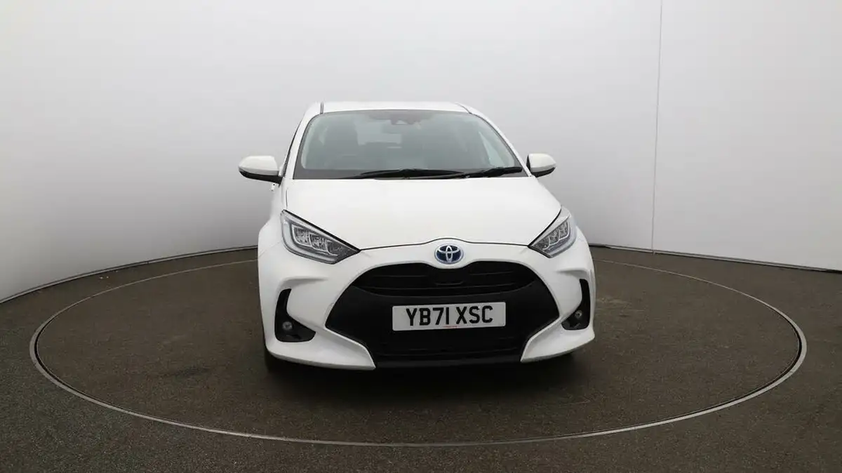 2022-toyota-yaris-15-vvt-i-design-big-33