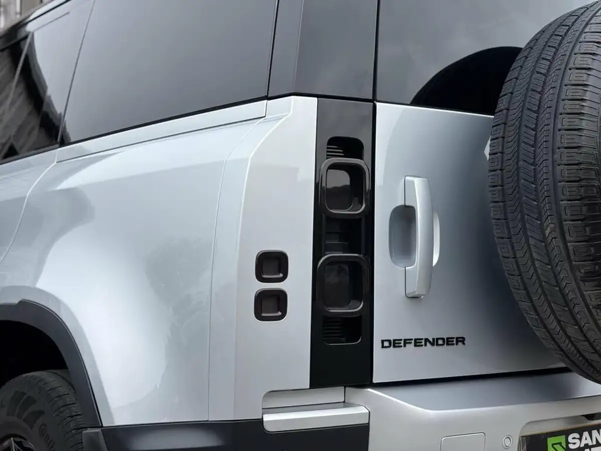 2022-land-rover-110-defender-30-d250-hard-top-se-110-2997cc-big-52