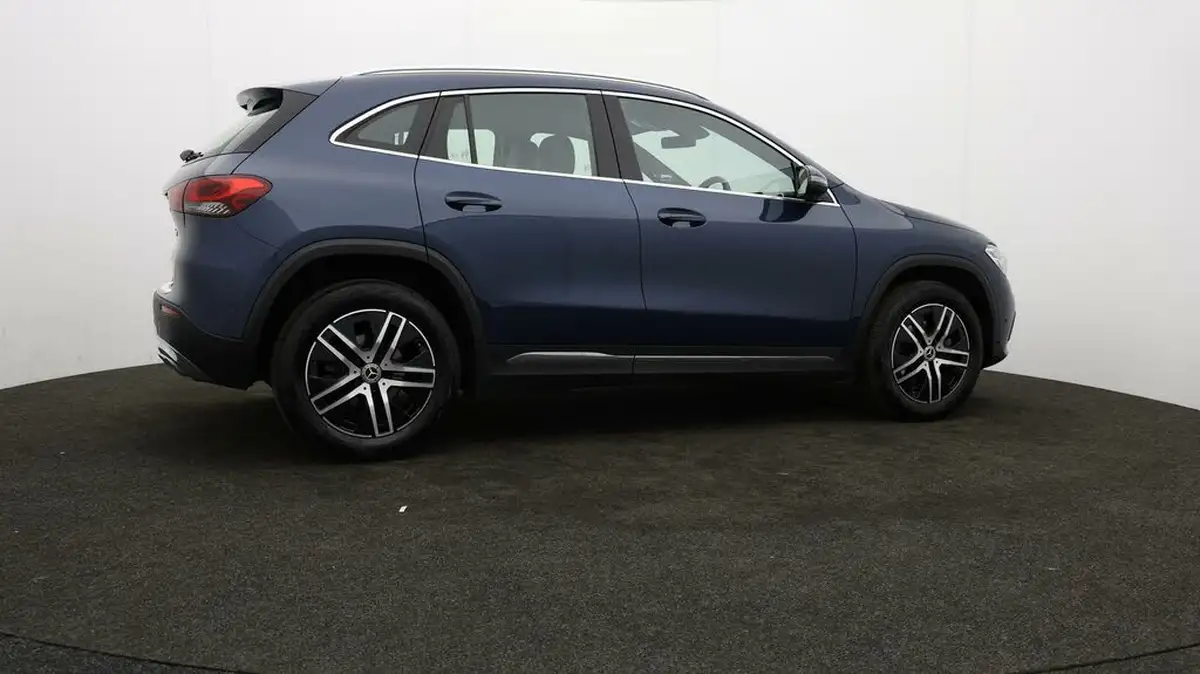 2023-mercedes-benz-gla-class-13-gla-200-sport-executive-station-wagon-big-51