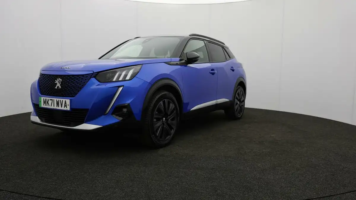 2021-peugeot-2008-suv-e-gt-premium-big-51