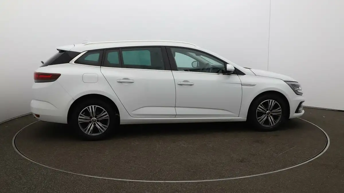 2021-renault-megane-15dci-iconic-sport-tourer-big-8