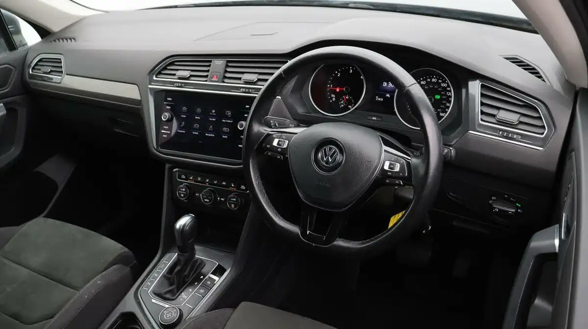 2020-volkswagen-tiguan-allspace-20tdi-match-150ps-4motion-dsg-big-9