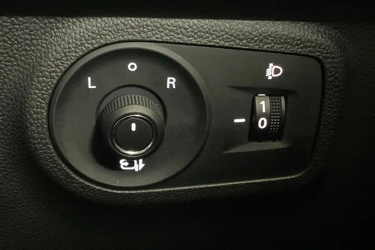 2023-mg-zs-suv-10t-gdi-exclusive-auto-big-35