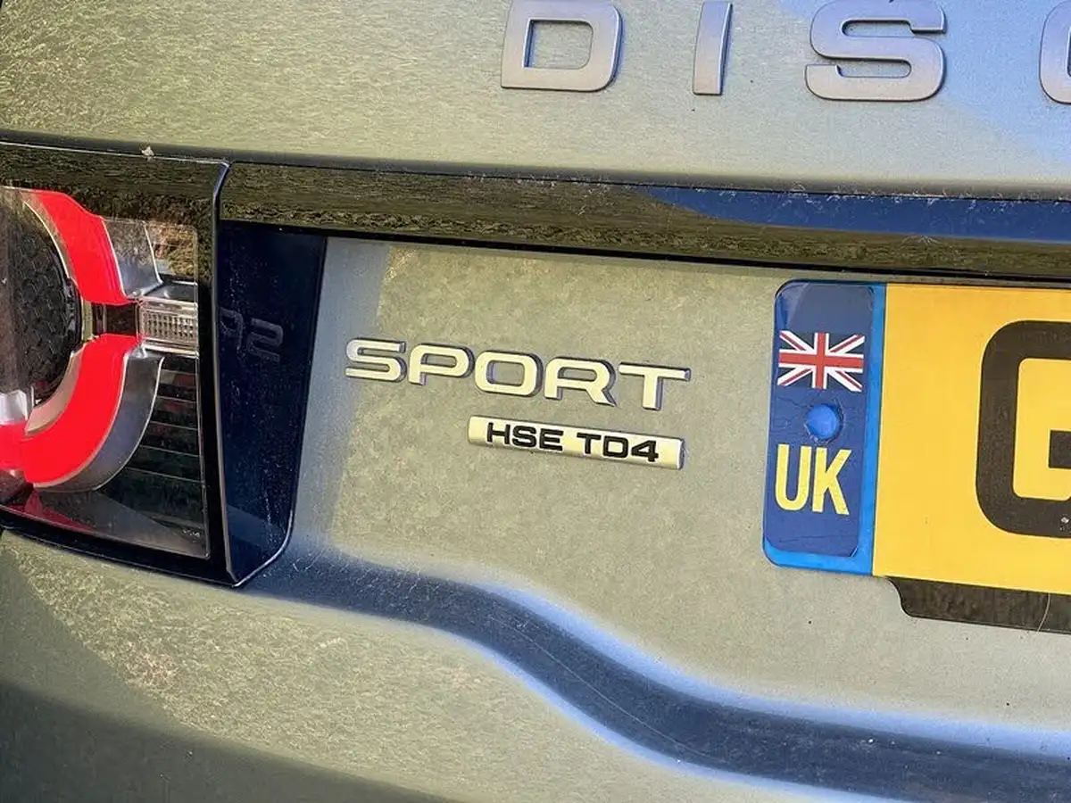 2016-land-rover-discovery-sport-20td4-hse-180ps-awd-ss-auto-big-9