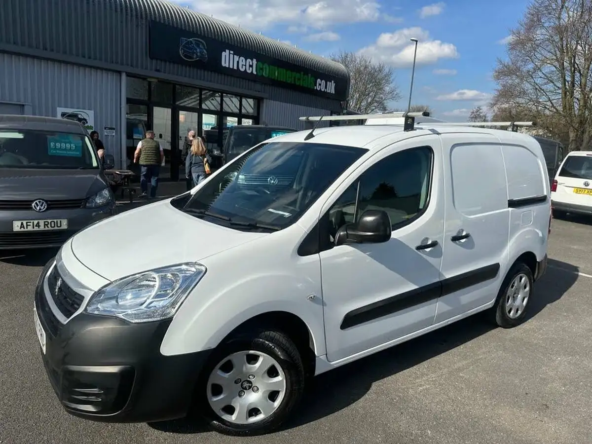2017-peugeot-partner-16bluehdi-professional-l1-100pseu6-854-big-20