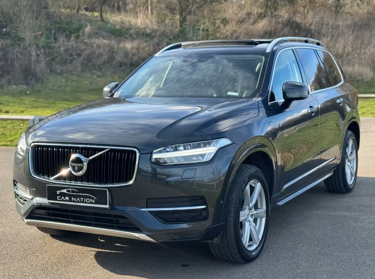 2017-volvo-xc90-20-t8-momentum-momentum-hybrid-auto-big-2