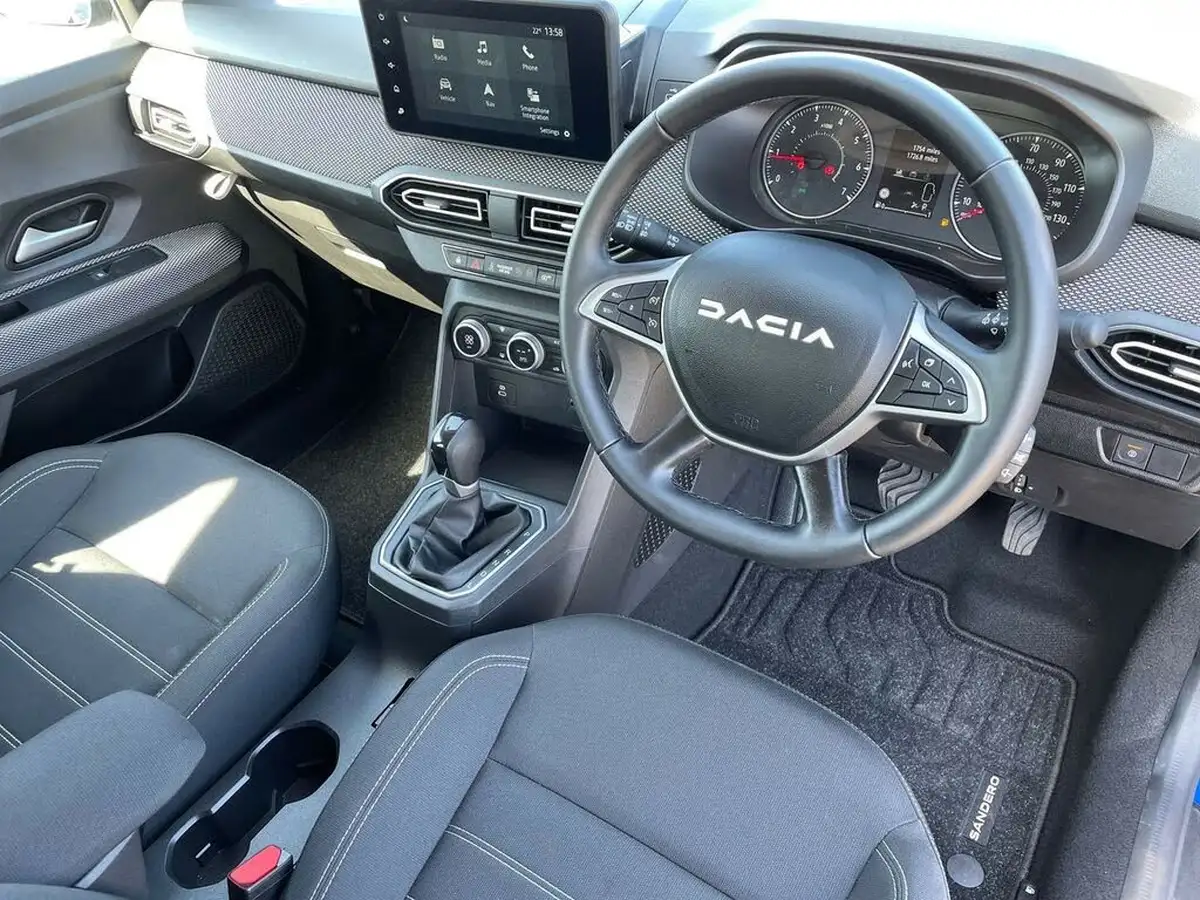 2024-dacia-sandero-10-tce-journey-90bhp-cvt-big-4