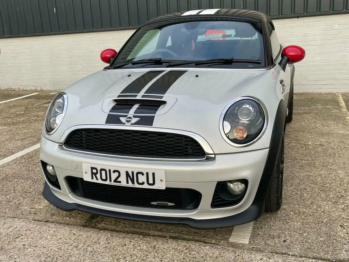 2012-mini-cooper-16-john-cooper-works-chili-coupe-3d-big-69