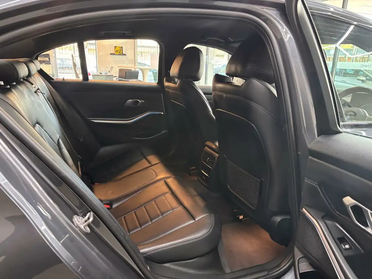 2021-bmw-3-series-20-330e-m-sport-tech-packpro-pack-saloon-4d-big-18