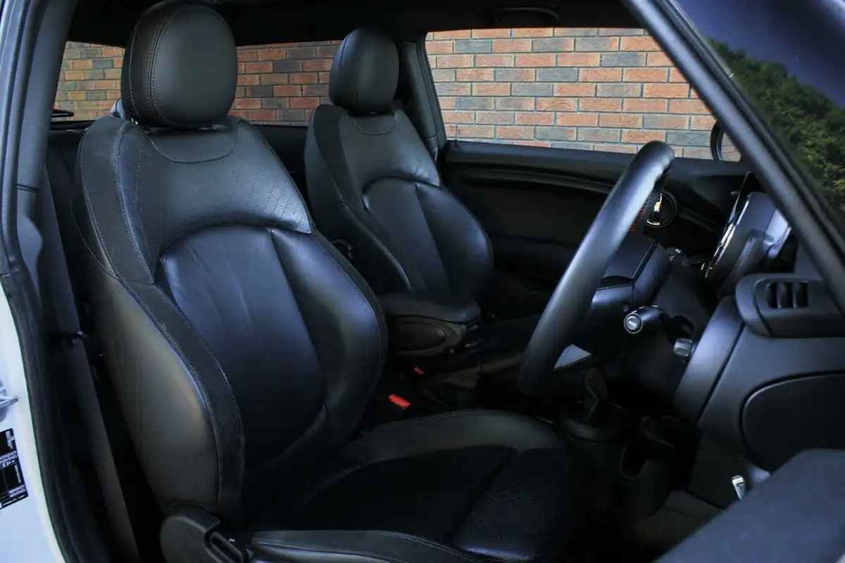2019-mini-cooper-15-cooper-sport-hatchback-3d-big-3