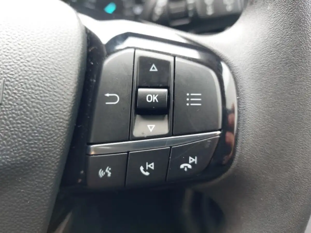 2019-ford-fiesta-11-ti-vct-trend-5d-big-13