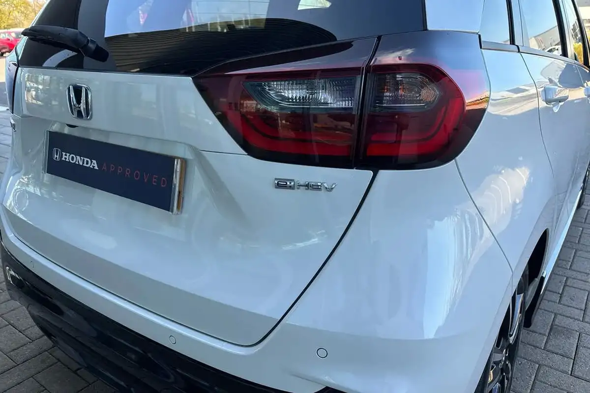 2024-honda-jazz-15-i-mmd-advance-sport-big-38