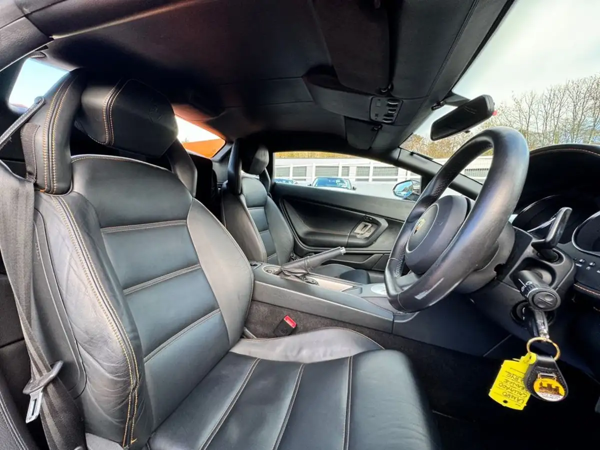 2012-lamborghini-gallardo-big-11