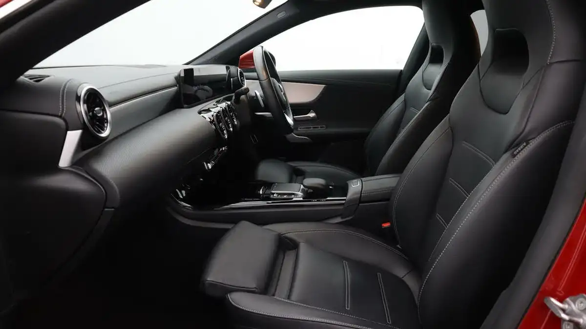 2021-mercedes-benz-cla-13-cla-200-amg-line-coupe-4d-big-14