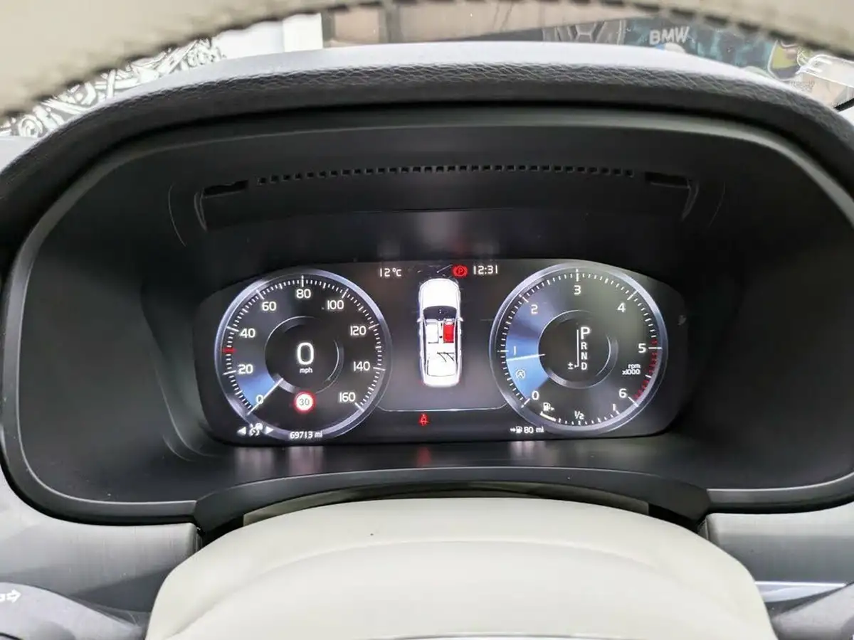 2020-volvo-s90-20td-d4-momentum-plus-big-21