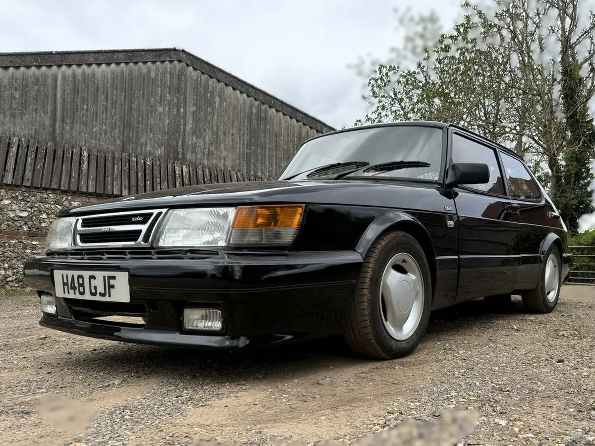 1991-saab-900-big-13